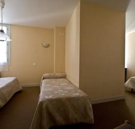 Hotel D'italie